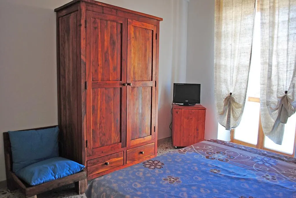 Alojamento de Acomodação e Pequeno-almoço B&B Da Gigi Alghero Itália